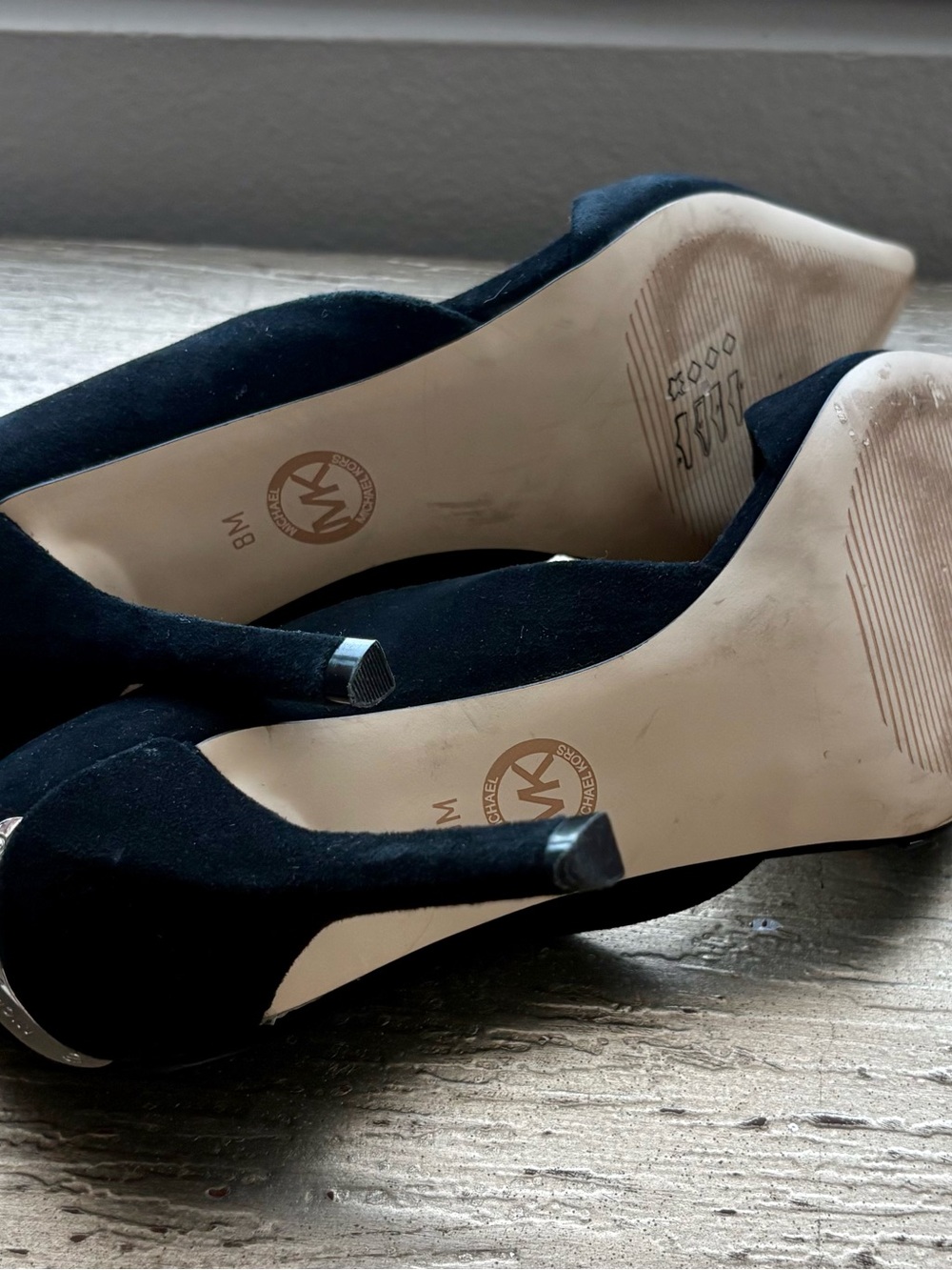 MICHAEL Michael Kors
Pointed Toe D'Orsay Pumps - Julieta High-Heel - Picture 5 of 9